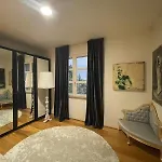 Stankiewicz & Art Villa *